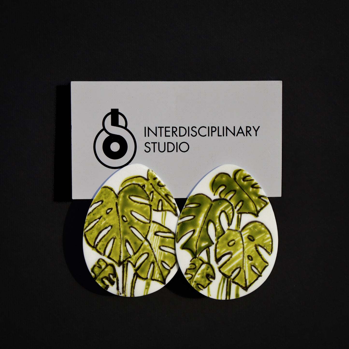 Kolczyki porcelanowe Monstera